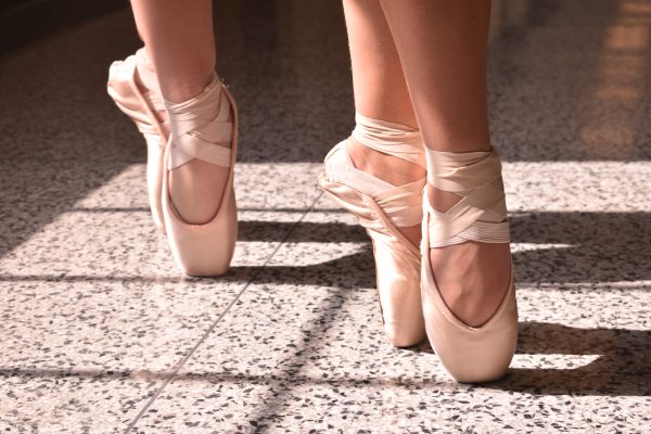 Lorelei Brown and Cara Leo on October 10, 2024, practicing for their weekly ballet study at SCAPA while wearing their pointe shoes.